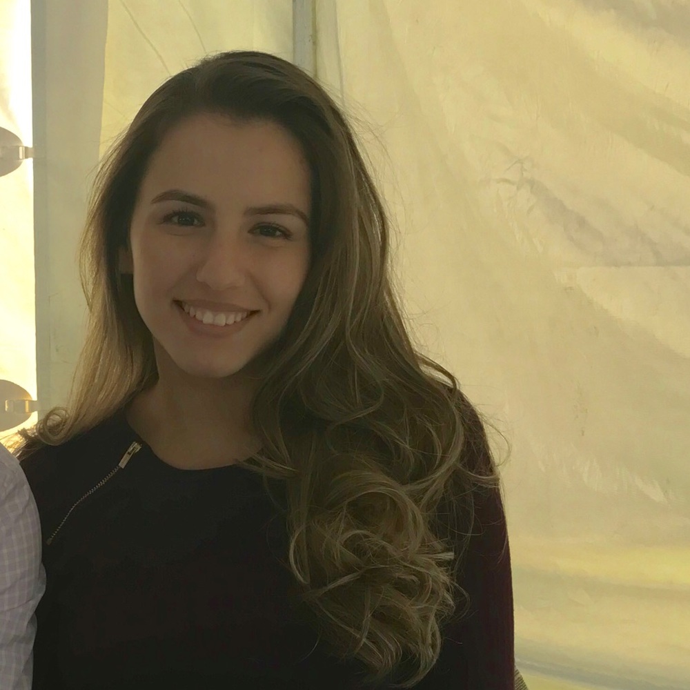 Meet your Posher, Larysa